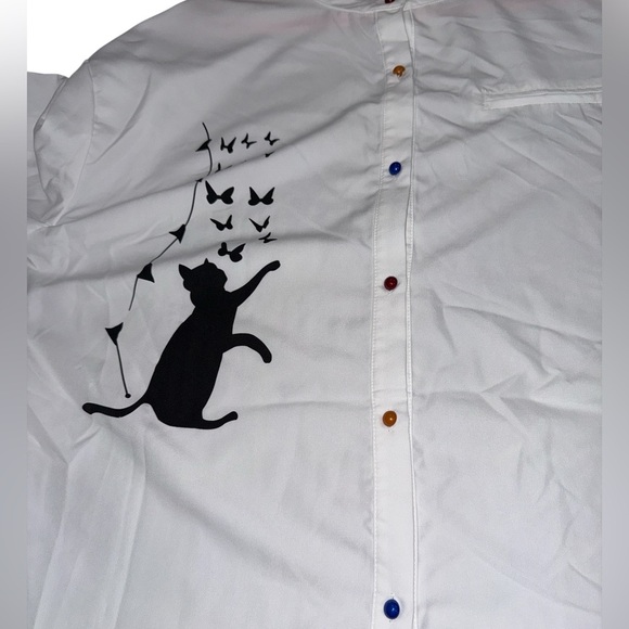 SHEIN Long Sleeve Top with Cat - Picture 10 of 10